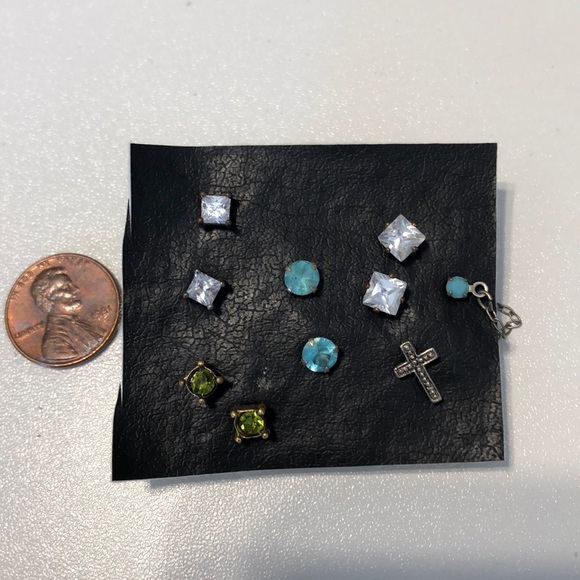 Jewelry - 4 Pairs Earrings Plus 2 Singles Peridot Aquamarine